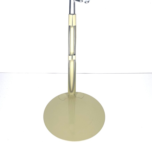 VINTAGE HEIRLOOM DOLLS "ELIZABETH I" DOLL+BOX+STAND - Picture 5 of 8